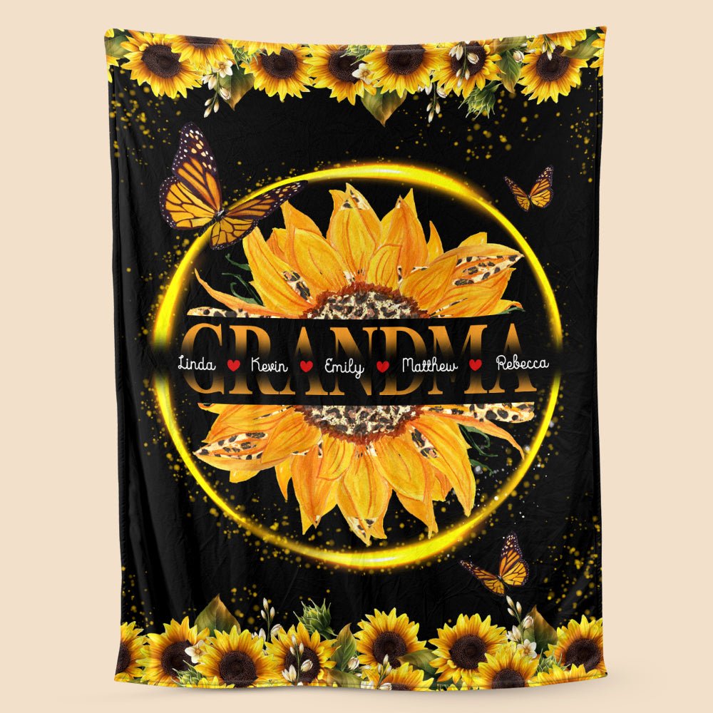 Grandma Sunflower - Personalized Blanket - Best Gift For Mother, Grandma - Giftago