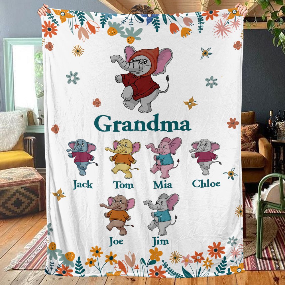 Mom/Grandma Elephant Cute Flowers - Personalized Blanket - Best Gift For Mother, Grandma - Giftago