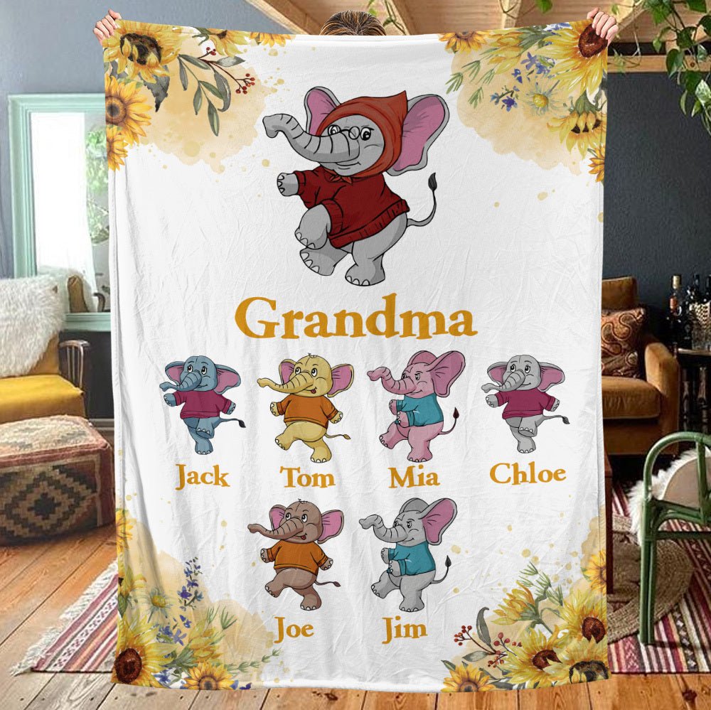 Mom/Grandma Elephant Sunflower - Personalized Blanket - Best Gift For Mother, Grandma - Giftago