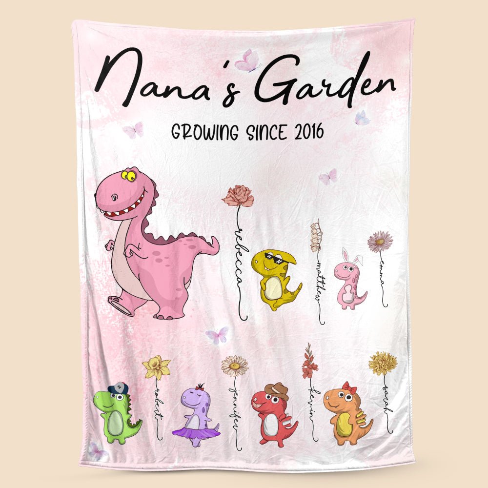 Nana's Garden Growing - Personalized Blanket - Giftago