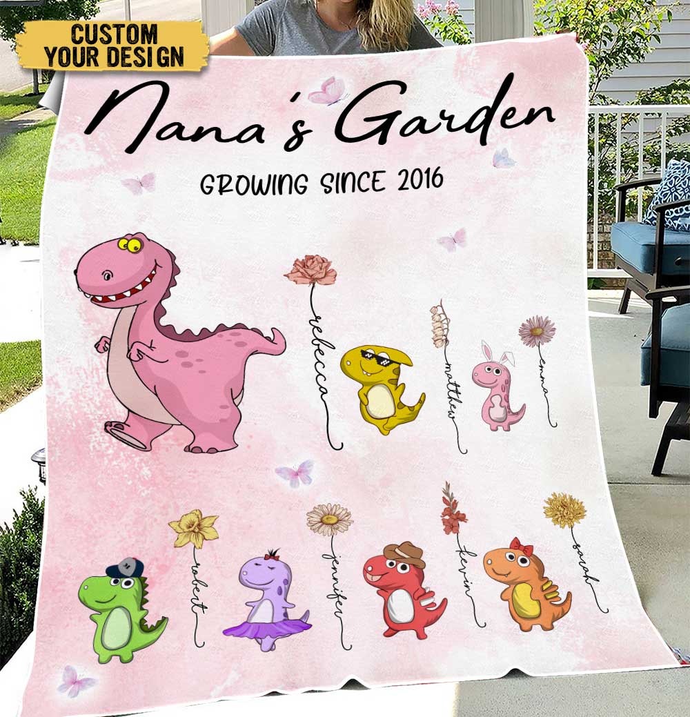 Nana's Garden Growing - Personalized Blanket - Giftago