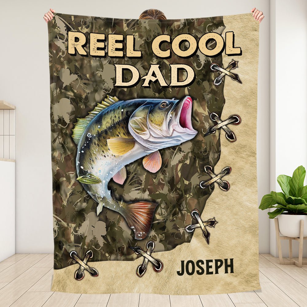 Reel Cool Dad Blanket - Personalized Blanket - Giftago